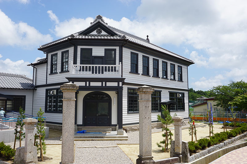 国登録有形文化財 旧明村役場庁舎｜写真