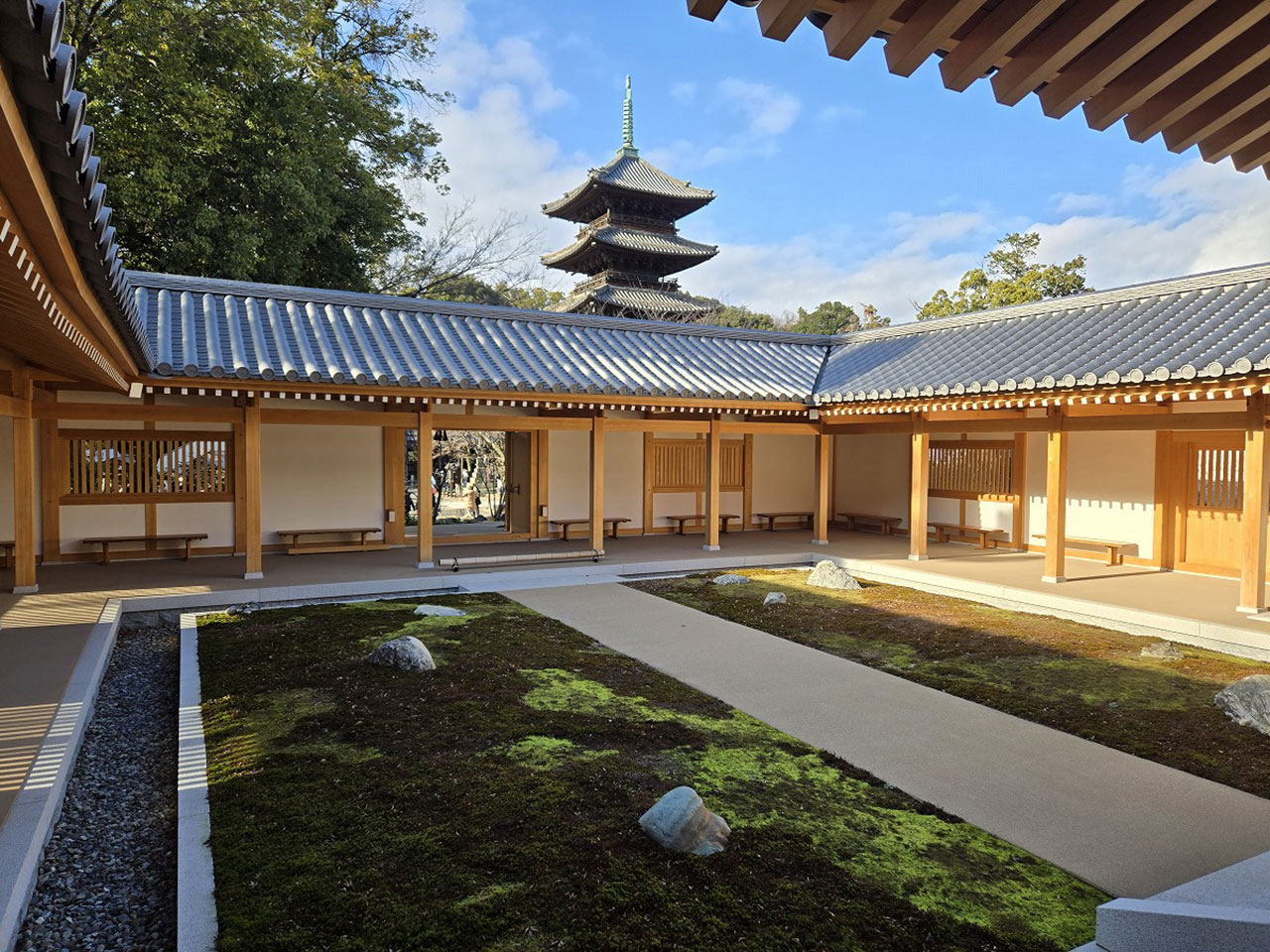 興正寺密厳堂・回廊｜写真
